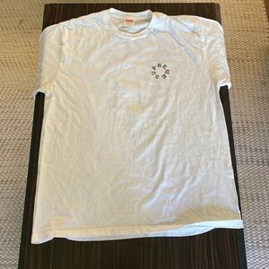 Supreme T-Shirt